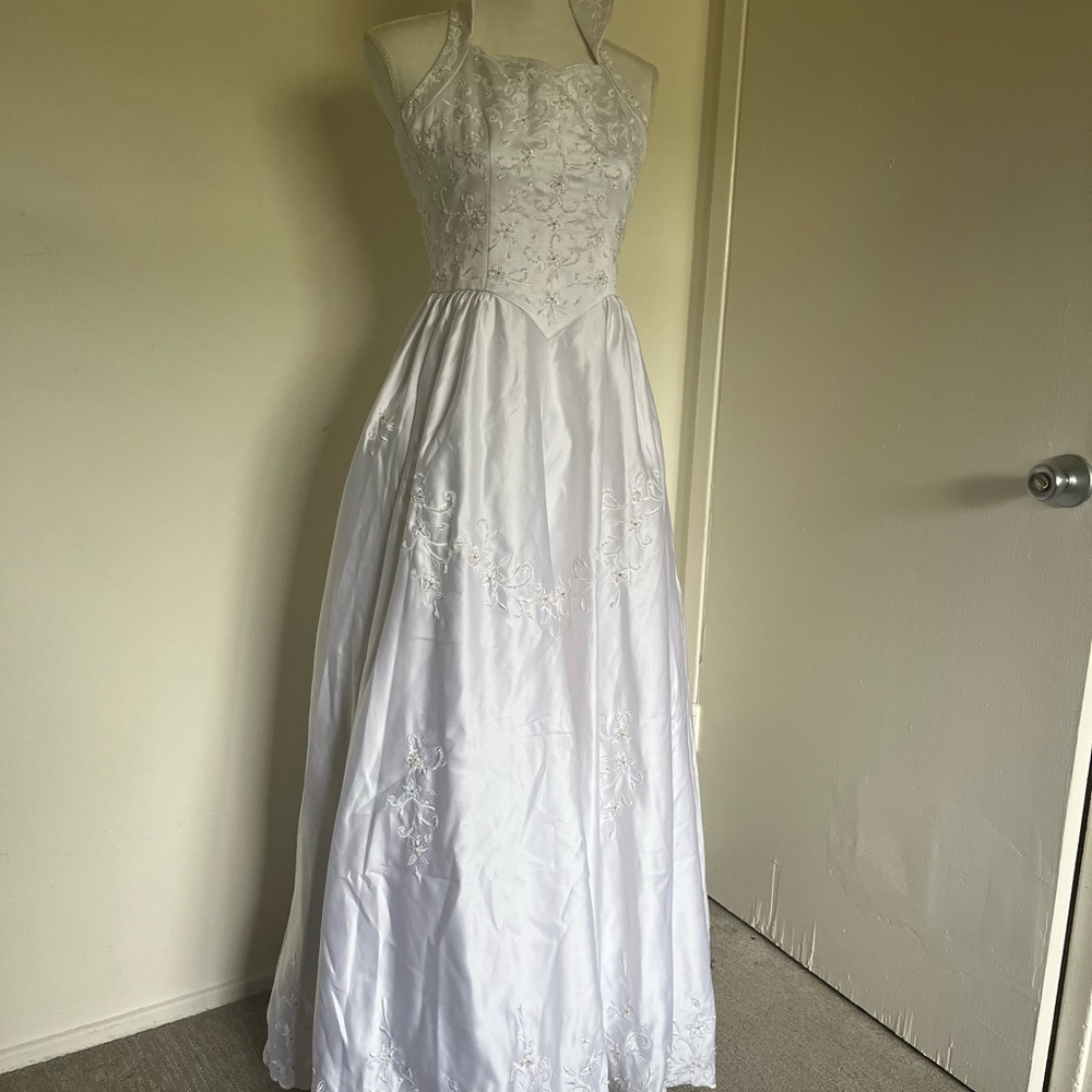 Girls gown